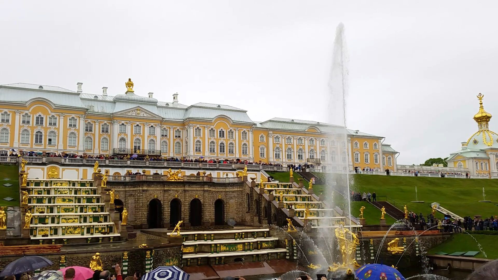 Peterhof Fountains | St. Petersburg, Russia